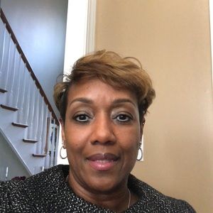 Meet your Posher, Dalphne